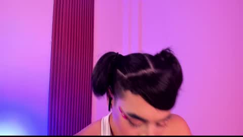 llllSupra llll online show from December 13, 2024, 9:52 pm