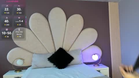 Susann online show from December 14, 2025, 12:10 pm