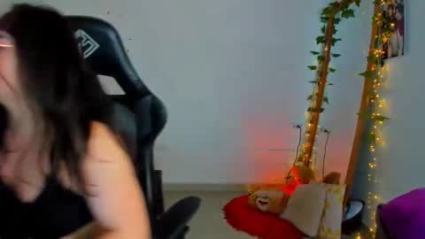 Dani online show from March 1, 2026, 5:26 pm