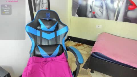 susan online show from October 24, 2025, 7:43 pm