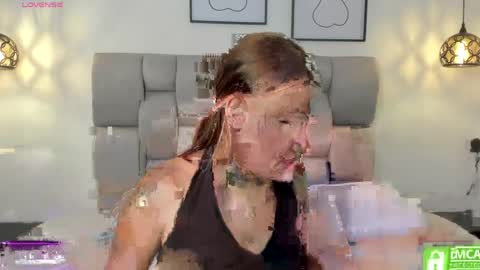 Snapshot of susan_sweet7 chatting on April 20, 2026, 8:21 pm Susan online show from April 20, 2026, 8:21 pm
