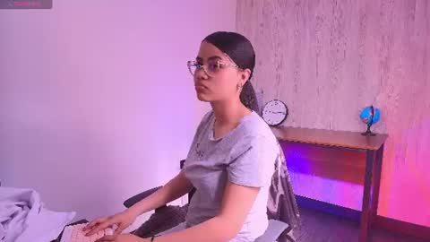 Snapshot of susan_voltaire chatting on July 1, 2026, 7:46 pm susan_voltaire online show from July 1, 2026, 7:46 pm
