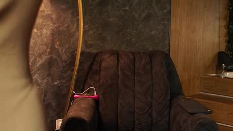 susan_wall online show from February 5, 2026, 1:16 pm