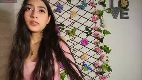  SUSANA  online show from July 26, 2026, 4:42 am