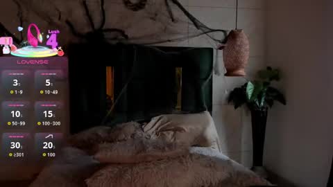 Susana W online show from October 31, 2025, 1:34 pm