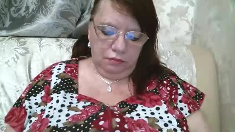 SusanaAhSun online show from February 12, 2025, 12:01 pm