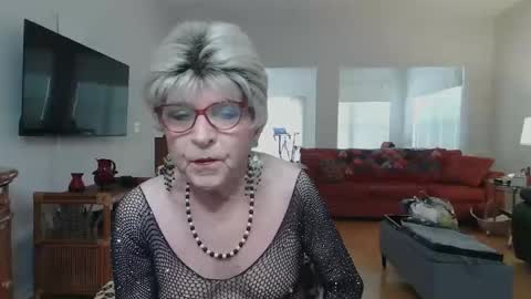 sexualsusan online show from February 27, 2026, 6:08 pm