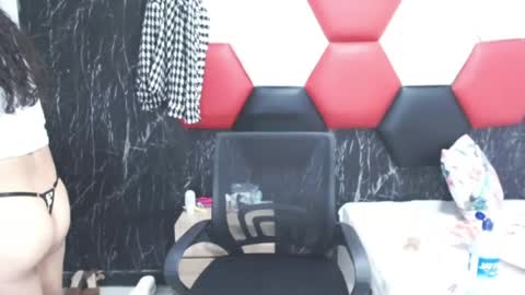 Snapshot of susanleroy chatting on December 10, 2024, 2:59 am susanleroy online show from December 10, 2024, 2:59 am