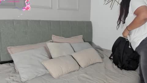 Amelia  online show from March 26, 2026, 12:11 pm