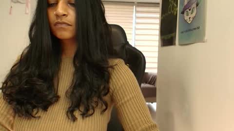 Snapshot of susanrhodes_ chatting on October 22, 2025, 11:43 am Susan Rhodes online show from October 22, 2025, 11:43 am