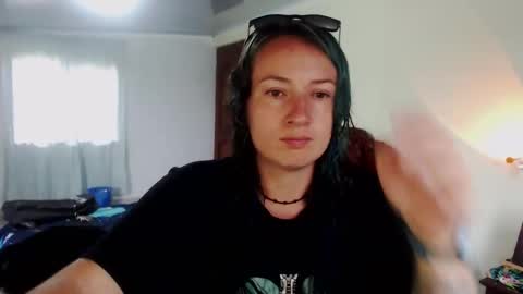 Susi online show from March 18, 2026, 9:51 pm