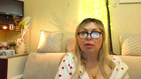 SusiexNoreen online show from February 11, 2026, 11:59 am