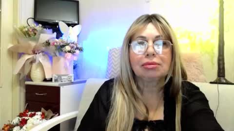 SusiexNoreen online show from April 25, 2026, 11:24 pm