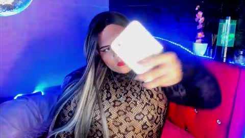 Snapshot of sussan__dirty chatting on November 15, 2025, 12:30 am Sussan online show from November 15, 2025, 12:30 am