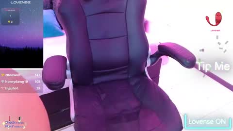 Snapshot of sussan_love01 chatting on March 10, 2025, 9:40 pm Susan online show from March 10, 2025, 9:40 pm