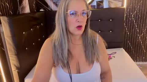 Sussy  online show from May 24, 2026, 3:00 am