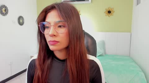 sussy_sweet4u online show from February 2, 2025, 7:52 am