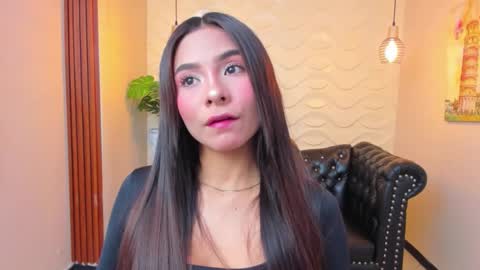 sussy_sweet4u online show from September 28, 2025, 8:09 am