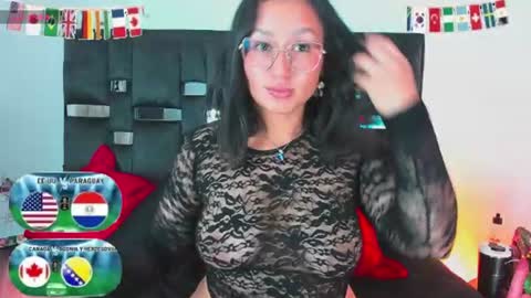 Snapshot of sussysunny_ chatting on June 21, 2026, 4:04 am Sussy Sunny online show from June 21, 2026, 4:04 am