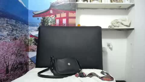 susy_perverttt online show from April 15, 2026, 2:02 pm