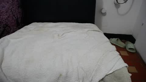 Snapshot of susy_perverttt chatting on May 18, 2026, 5:41 pm susy_perverttt online show from May 18, 2026, 5:41 pm