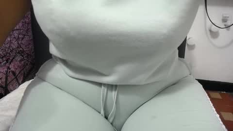 Snapshot of susy_perverttt chatting on June 1, 2026, 1:46 pm susy_perverttt online show from June 1, 2026, 1:46 pm