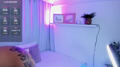 susyy online show from February 28, 2025, 3:26 am