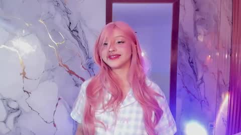 suxan_white online show from September 9, 2025, 12:26 pm