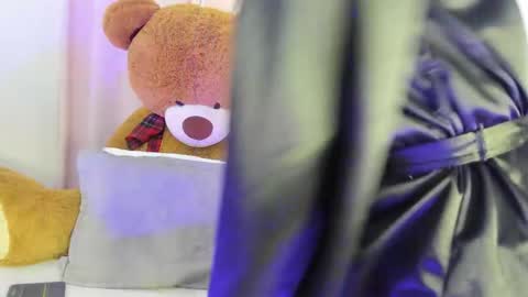 suzan__cooper2 online show from January 12, 2025, 7:53 pm