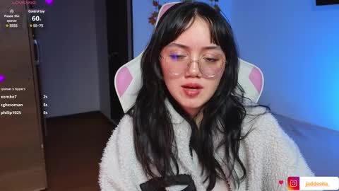 Snapshot of suzumi_ chatting on January 24, 2025, 8:44 am Jadde online show from January 24, 2025, 8:44 am