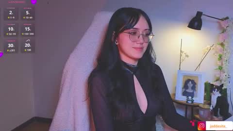 Snapshot of suzumi_ chatting on October 3, 2025, 4:20 am Jadde online show from October 3, 2025, 4:20 am