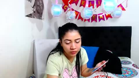 suzy_0 online show from June 24, 2026, 4:39 pm