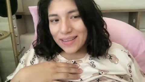 Suzy online show from November 1, 2025, 5:26 pm