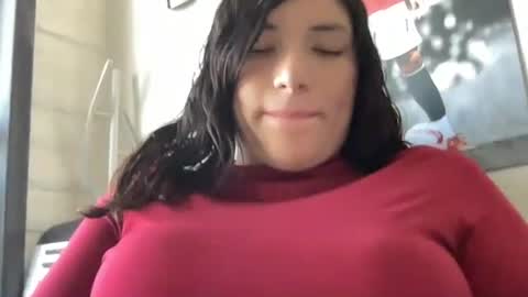 Suzy online show from April 11, 2026, 8:46 pm