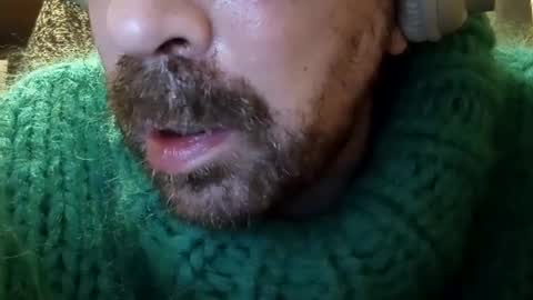 Snapshot of sweaterboy666 chatting on December 3, 2024, 8:06 pm sweaterboy666 online show from December 3, 2024, 8:06 pm