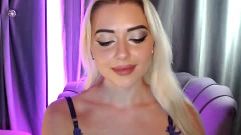 sweeet angelll online show from June 10, 2026, 9:25 pm