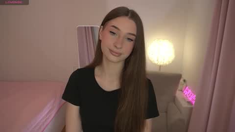 sweeetiiefox online show from February 27, 2026, 7:14 pm