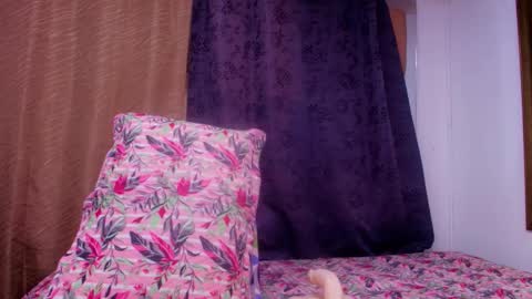 Debora  online show from November 1, 2025, 11:56 am