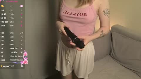 sweet1e_baby online show from June 24, 2026, 8:08 pm