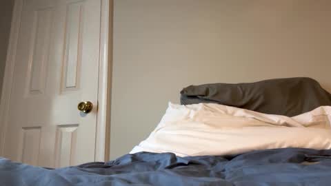 Zeppelin man online show from March 27, 2026, 8:41 pm