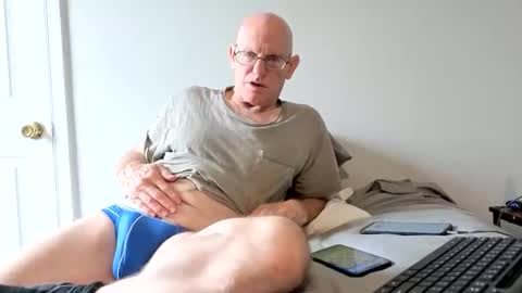 Zeppelin man online show from May 15, 2026, 2:24 pm