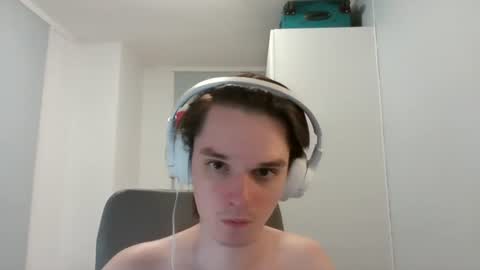 Sweet boy online show from July 18, 2026, 7:39 pm