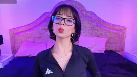 Sweet 1Angel online show from October 18, 2025, 12:06 pm