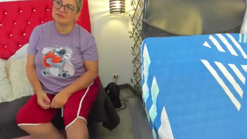 Snapshot of sweet__mature chatting on October 26, 2025, 2:45 pm Carolina online show from October 26, 2025, 2:45 pm