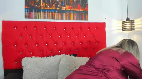 Snapshot of sweet__mature chatting on February 19, 2026, 3:41 pm Carolina online show from February 19, 2026, 3:41 pm