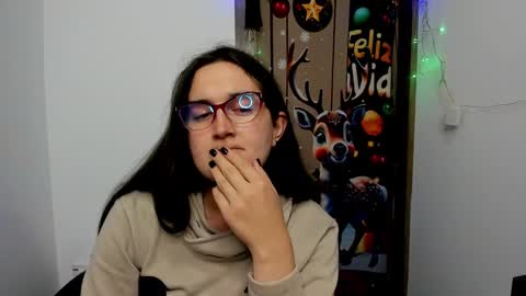 sweet__suck69bitch online show from December 19, 2024, 5:51 am
