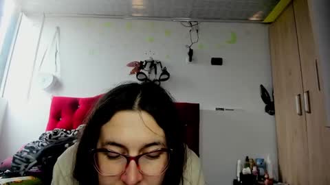 sweet__suck69bitch online show from January 5, 2025, 7:17 pm