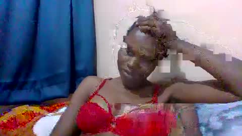 Snapshot of sweet_adora chatting on February 19, 2025, 7:38 pm sweet_adora online show from February 19, 2025, 7:38 pm