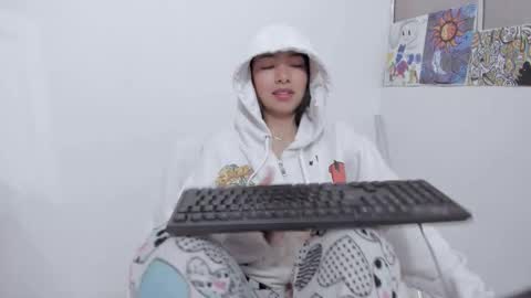 Julieta online show from November 25, 2025, 5:24 pm