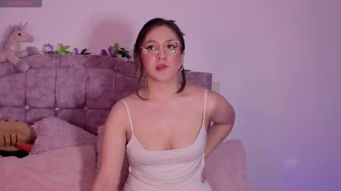 Sthefany Lauren Independent Model  online show from October 19, 2025, 2:34 am